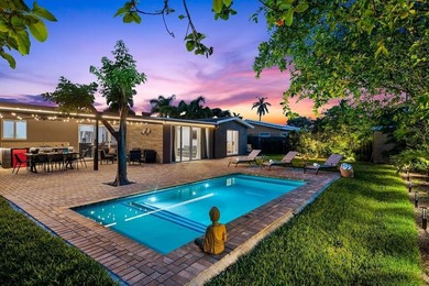 Beach Home For Sale in Oakland Park, Florida