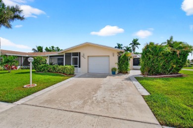 Beach Home For Sale in Delray Beach, Florida