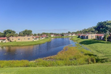 Beach Condo For Sale in West Palm Beach, Florida