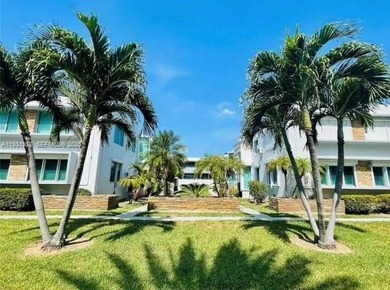 Beach Condo For Sale in Bal Harbour, Florida
