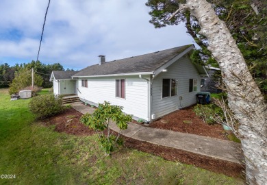 Beach Home For Sale in Yachats, Oregon