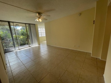 Beach Condo For Sale in Davie, Florida