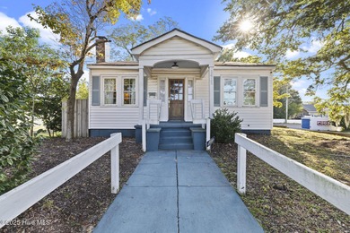 Beach Home Active Under Contract in Wilmington, North Carolina