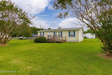 Beach Home For Sale in Beaufort, North Carolina