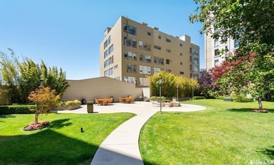 Beach Condo For Sale in San Francisco, California