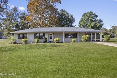 Beach Home For Sale in Gulfport, Mississippi