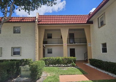 Beach Condo For Sale in West Palm Beach, Florida
