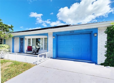 Beach Home For Sale in Holiday, Florida