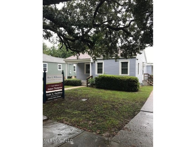 Beach Home For Sale in Gulfport, Mississippi