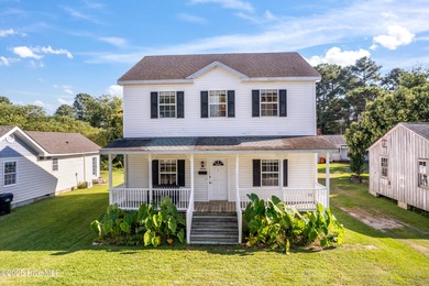Beach Home For Sale in Elizabeth City, North Carolina