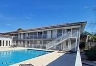 Beach Condo For Sale in Biloxi, Mississippi