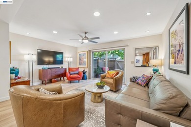 Beach Condo For Sale in Alameda, California