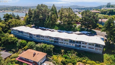 Beach Condo For Sale in Coos Bay, Oregon