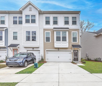 Beach Home For Sale in Hanahan, South Carolina