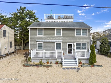 Beach Condo For Sale in Long Beach Island, New Jersey