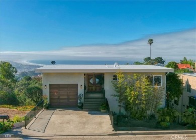Beach Home For Sale in Pismo Beach, California