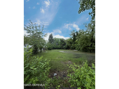 Beach Commercial Sale Pending in Neptune, New Jersey