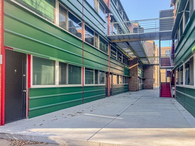 Beach Condo For Sale in Evanston, Illinois