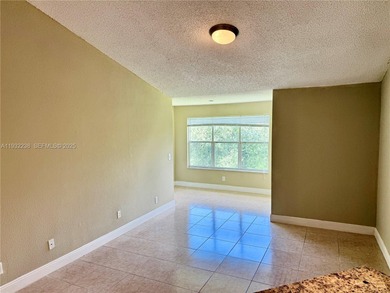 Beach Condo For Sale in Sunrise, Florida