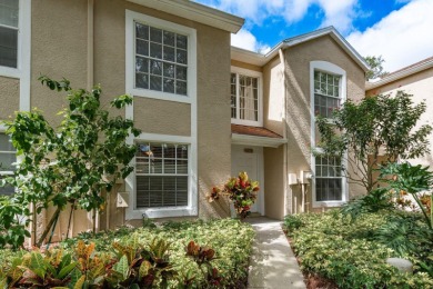 Beach Townhome/Townhouse For Sale in Palm Harbor, Florida