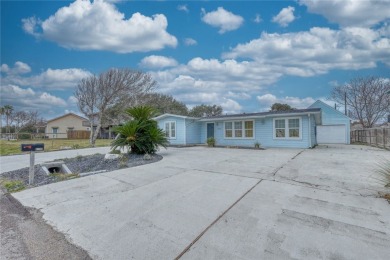 Beautiful coastal cottage, completely remodeled, new 40 yr roof - Beach Home for sale in Corpus Christi, Texas on Beachhouse.com