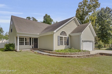 Beach Home For Sale in New Bern, North Carolina