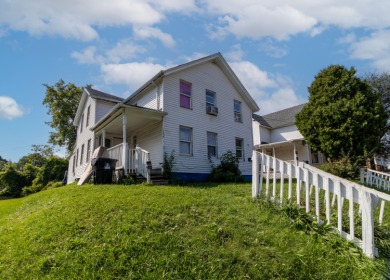 Beach Home For Sale in Racine, Wisconsin