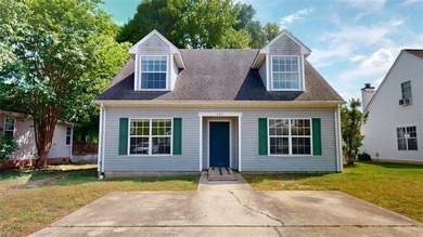 Beach Home For Sale in Suffolk, Virginia