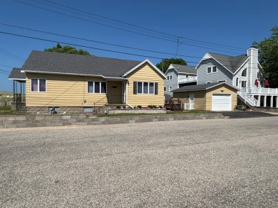 Beach Home For Sale in Manistee, Michigan