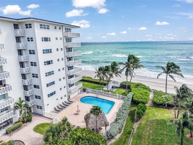 Beach Condo For Sale in Hillsboro Beach, Florida