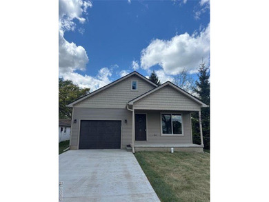 Beach Home Sale Pending in Gibraltar, Michigan