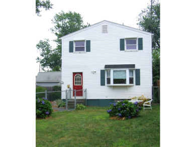 Beach Home Sale Pending in Fairfield, Connecticut