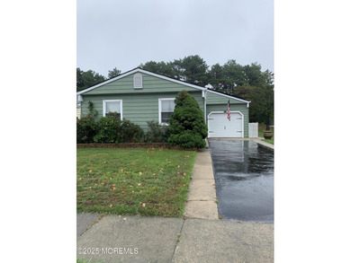 Beach Home For Sale in Toms River, New Jersey