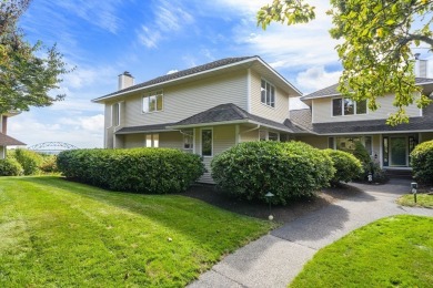 Beach Condo For Sale in Bourne, Massachusetts