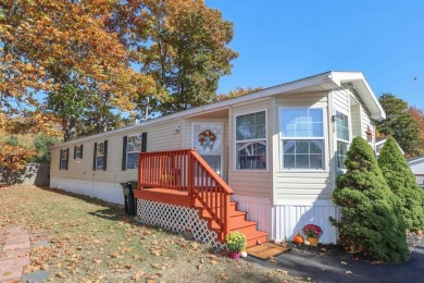 Beach Home For Sale in North Hampton, New Hampshire