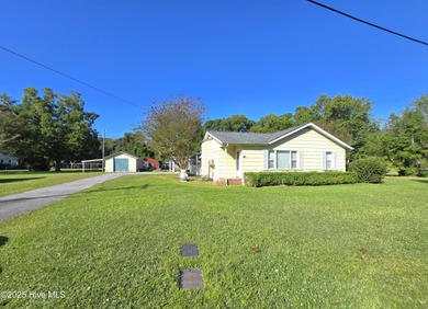 Beach Home Sale Pending in Sneads Ferry, North Carolina