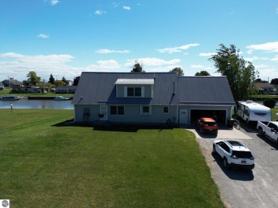 Beach Home For Sale in Au Gres, Michigan