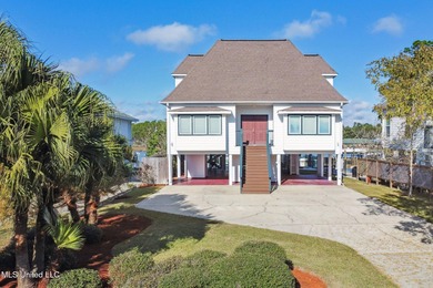 Beach Home For Sale in Pass Christian, Mississippi