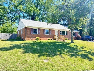 Beach Home For Sale in Portsmouth, Virginia