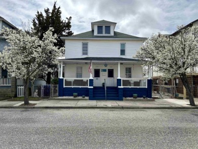 Beach Townhome/Townhouse For Sale in Wildwood, New Jersey