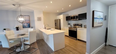 Beach Condo For Sale in Lauderhill, Florida