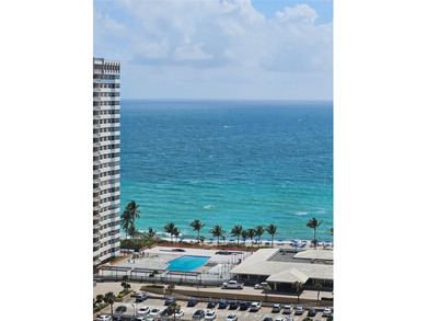 Beach Condo For Sale in Hallandale Beach, Florida