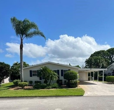 Beach Home For Sale in Port Saint Lucie, Florida