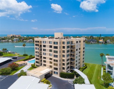 Beach Condo For Sale in Clearwater Beach, Florida