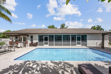 Beach Home For Sale in Palm Beach Gardens, Florida