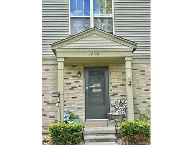 Beach Condo Sale Pending in Gibraltar, Michigan