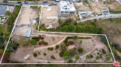 Beach Lot For Sale in Pacific Palisades, California