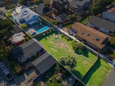 Beach Home For Sale in Santa Cruz, California