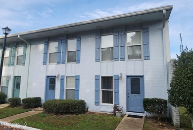 Beach Condo For Sale in Ocean Springs, Mississippi