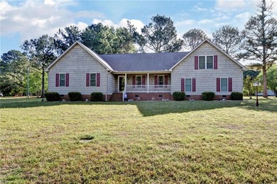 Beach Home For Sale in Smithfield, Virginia